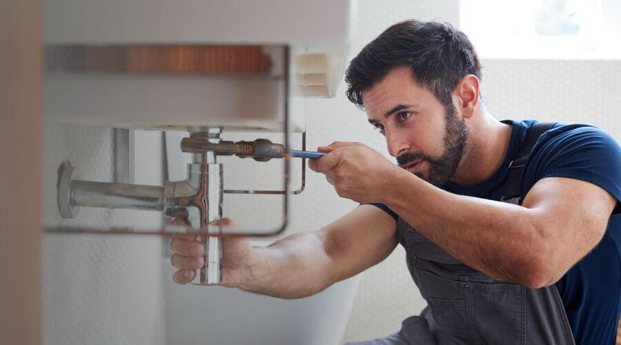 Local tankless water heater installation in Lone Wolf, OK